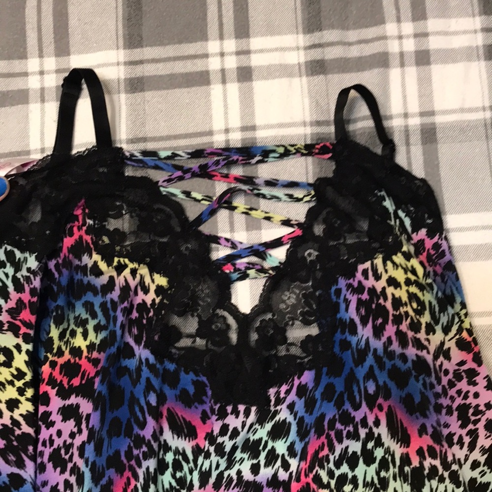 Intimates - Picture 5 of 6